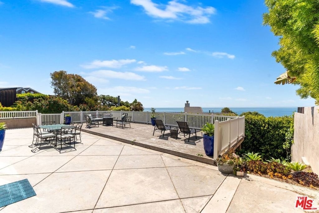 31518 Broad Beach Road - Photo 24