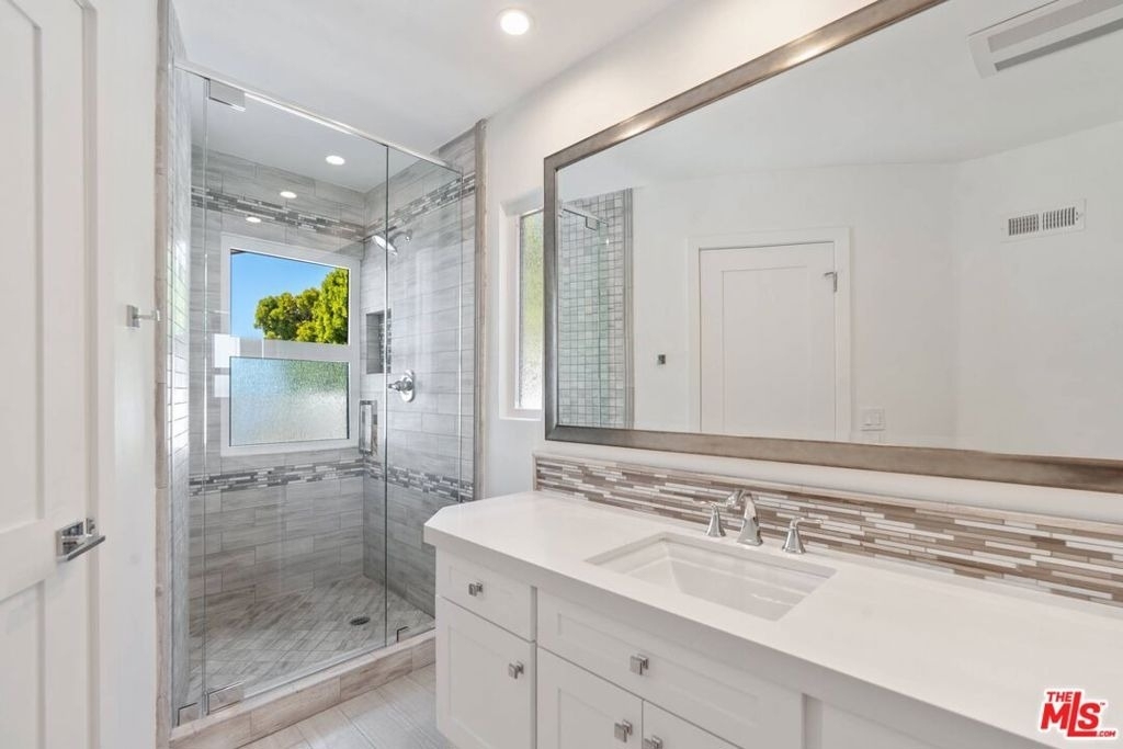31518 Broad Beach Road - Photo 16