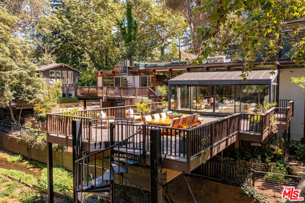 681 Brooktree Road - Photo 30