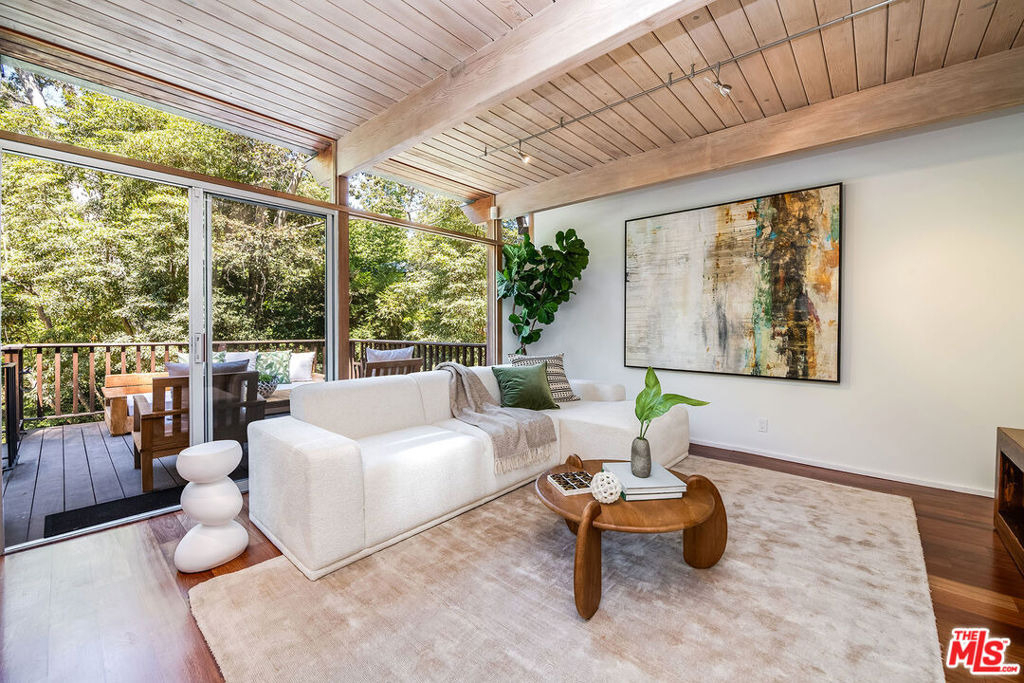 681 Brooktree Road - Photo 16
