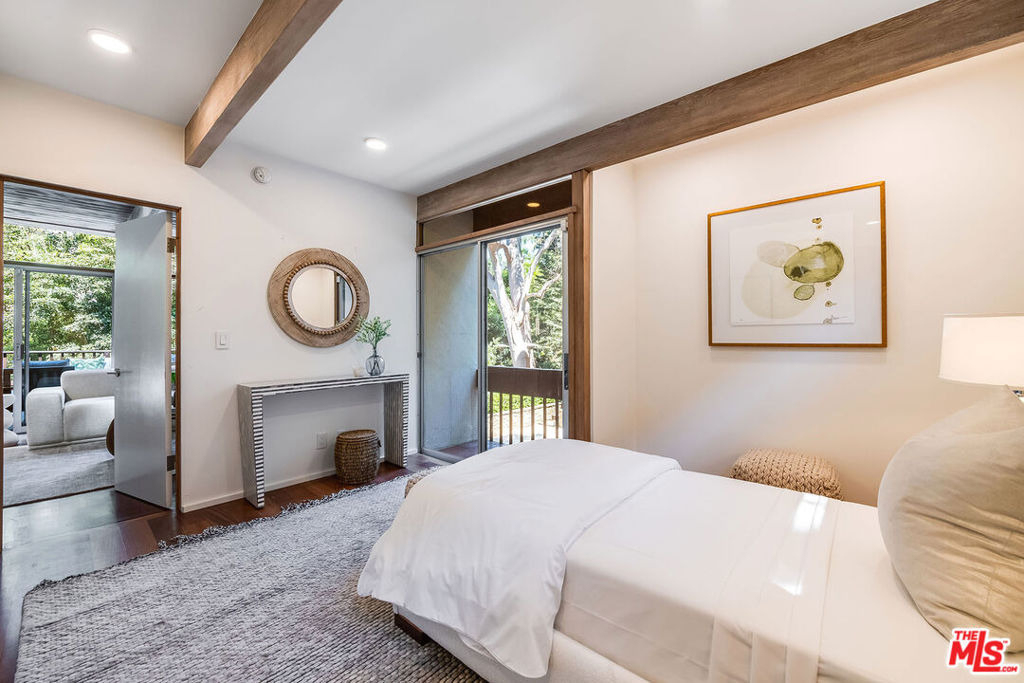 681 Brooktree Road - Photo 17