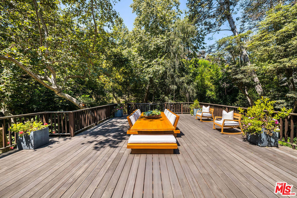 681 Brooktree Road - Photo 6