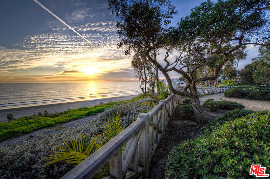 201 Ocean Avenue - Photo 34