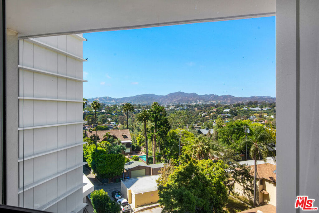 201 Ocean Avenue - Photo 23