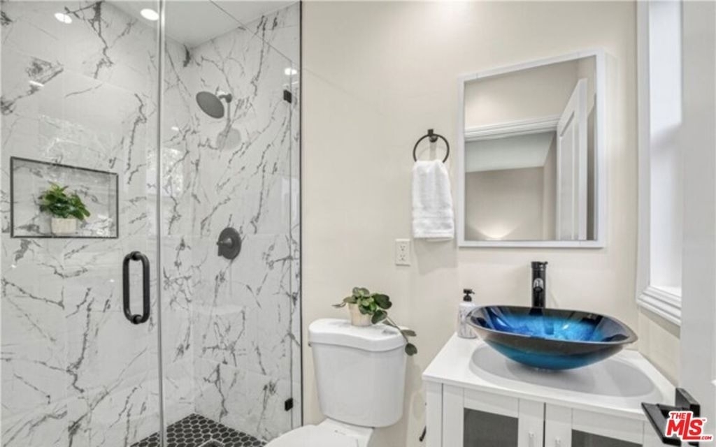 19120 Bessemer Street - Photo 20