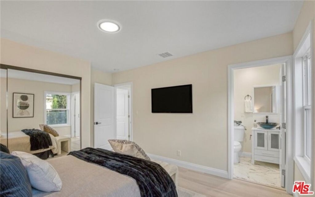 19120 Bessemer Street - Photo 19