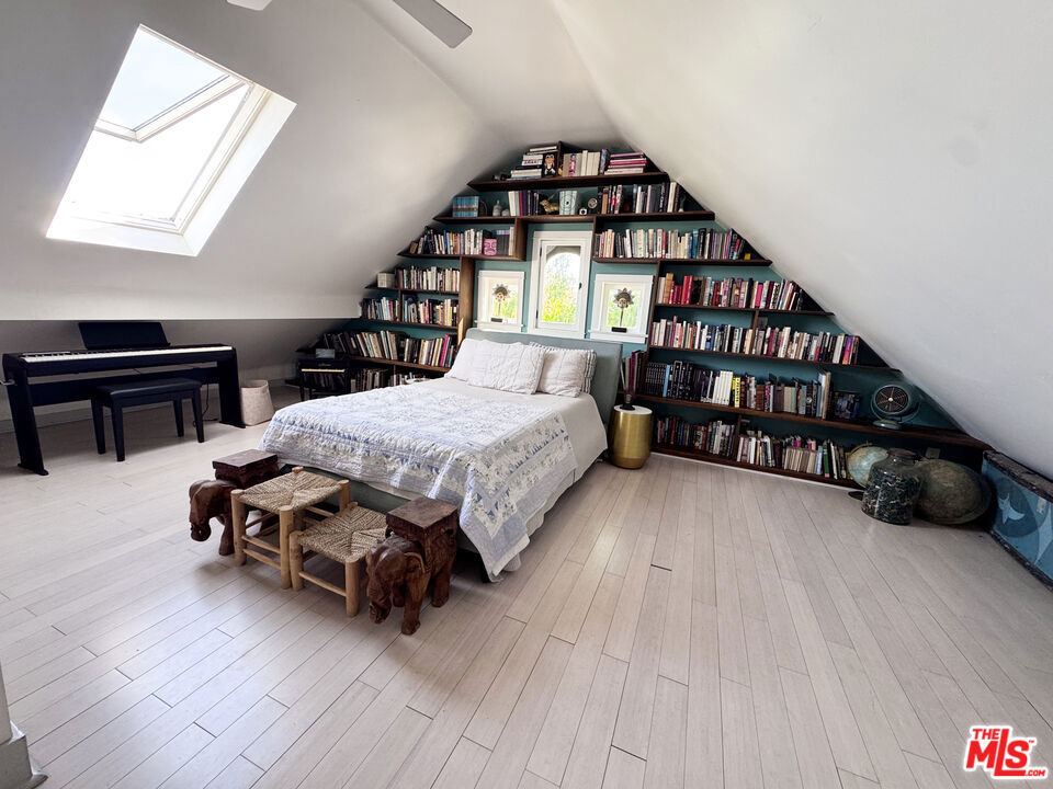 814 E Edgeware Road - Photo 14