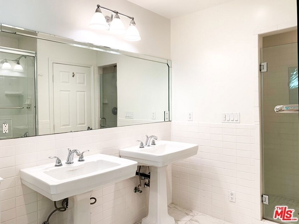 2239 Vista Del Mar Place - Photo 7