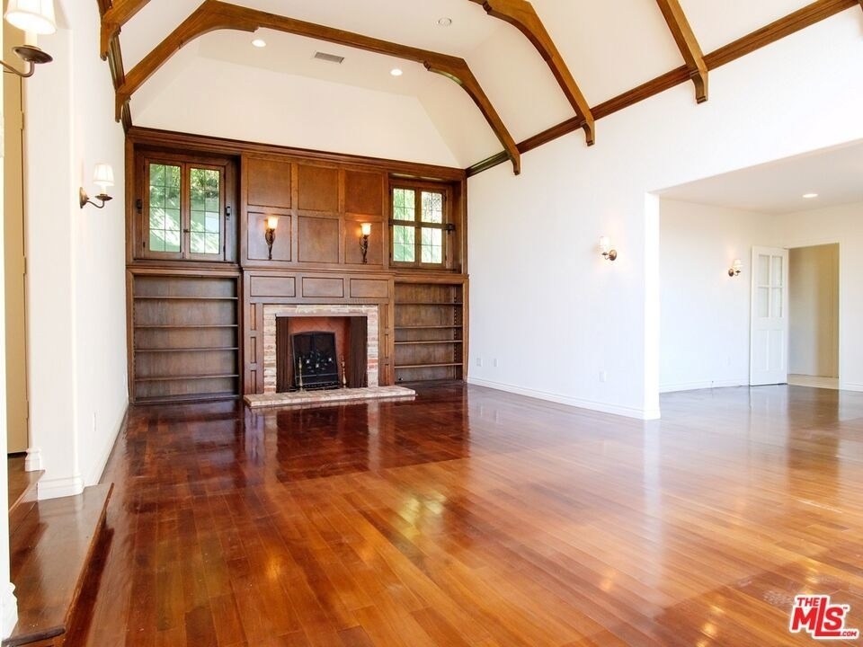 2239 Vista Del Mar Place - Photo 3