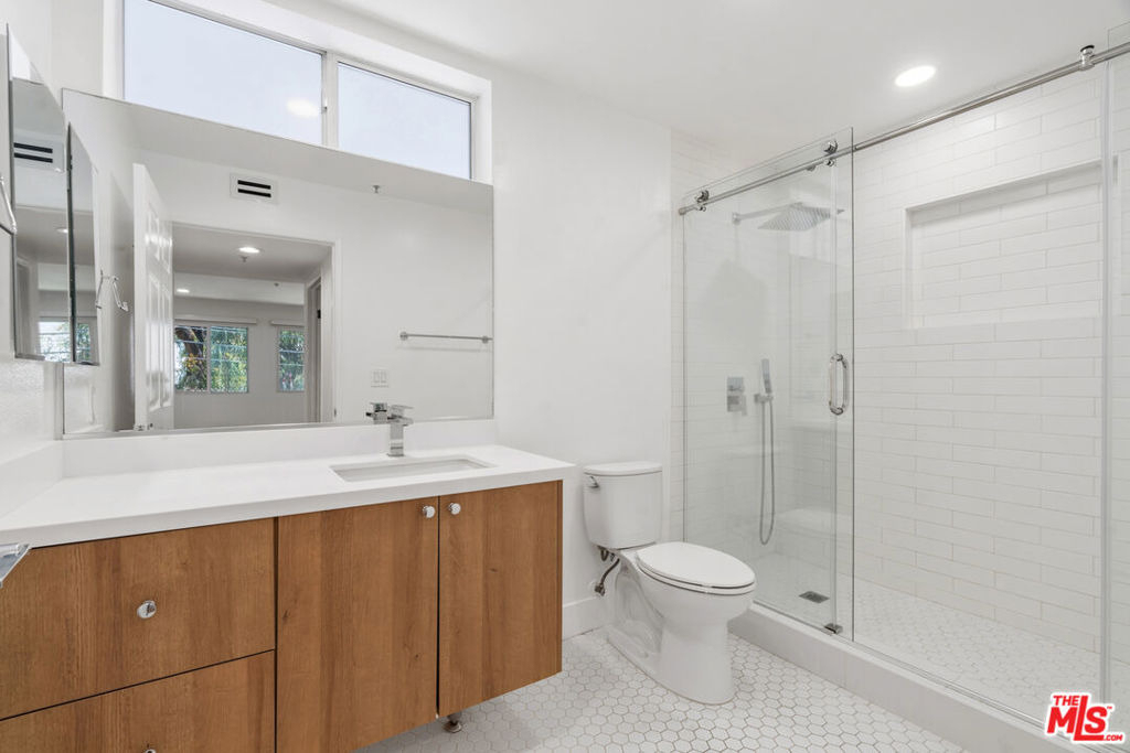 16100 W Sunset Boulevard - Photo 17