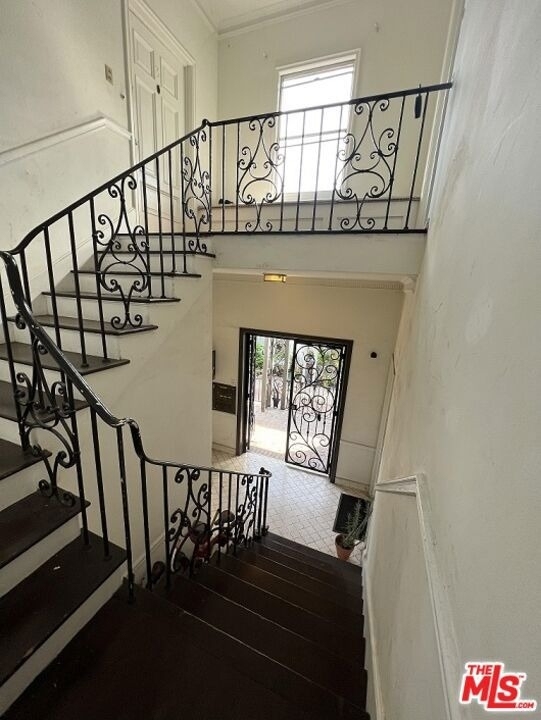 127 N Catalina Street - Photo 3