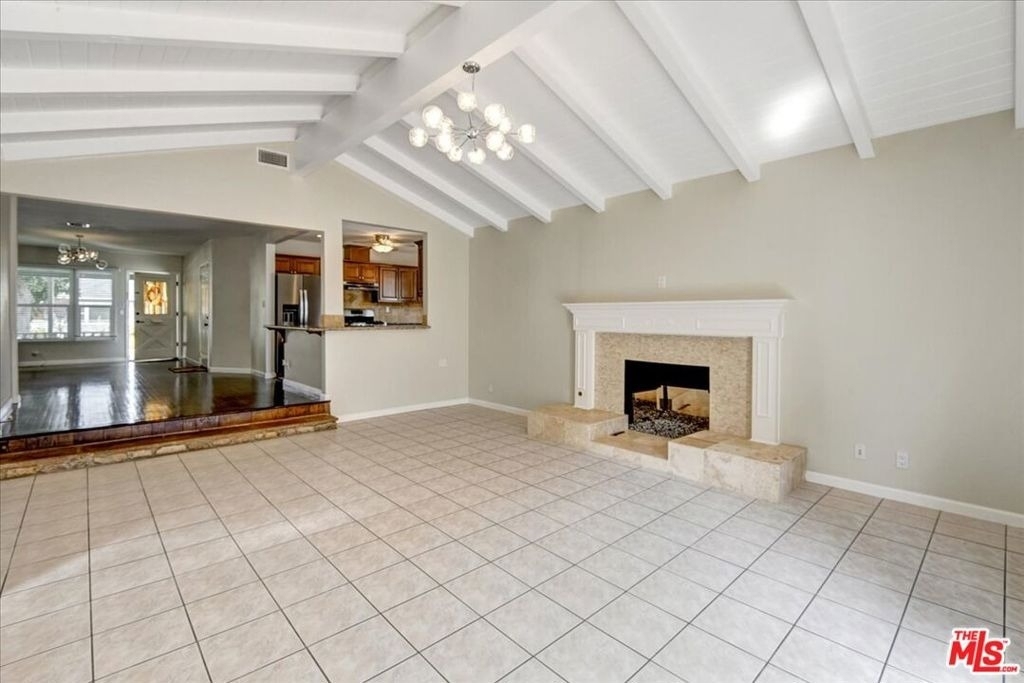 6200 Jamieson Avenue - Photo 14