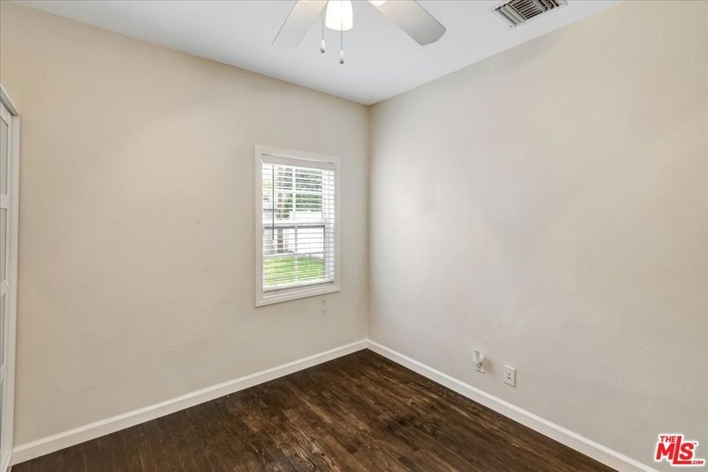 6200 Jamieson Avenue - Photo 25