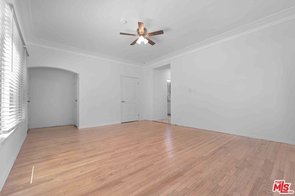 2452 W 18th - Photo 8