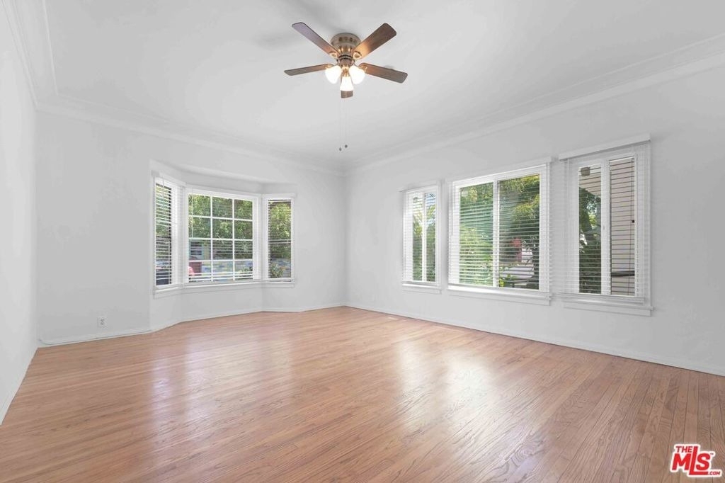 2452 W 18th - Photo 5
