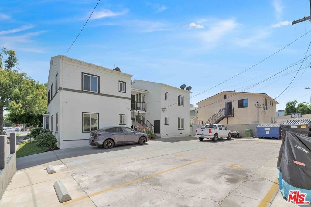 2452 W 18th - Photo 22