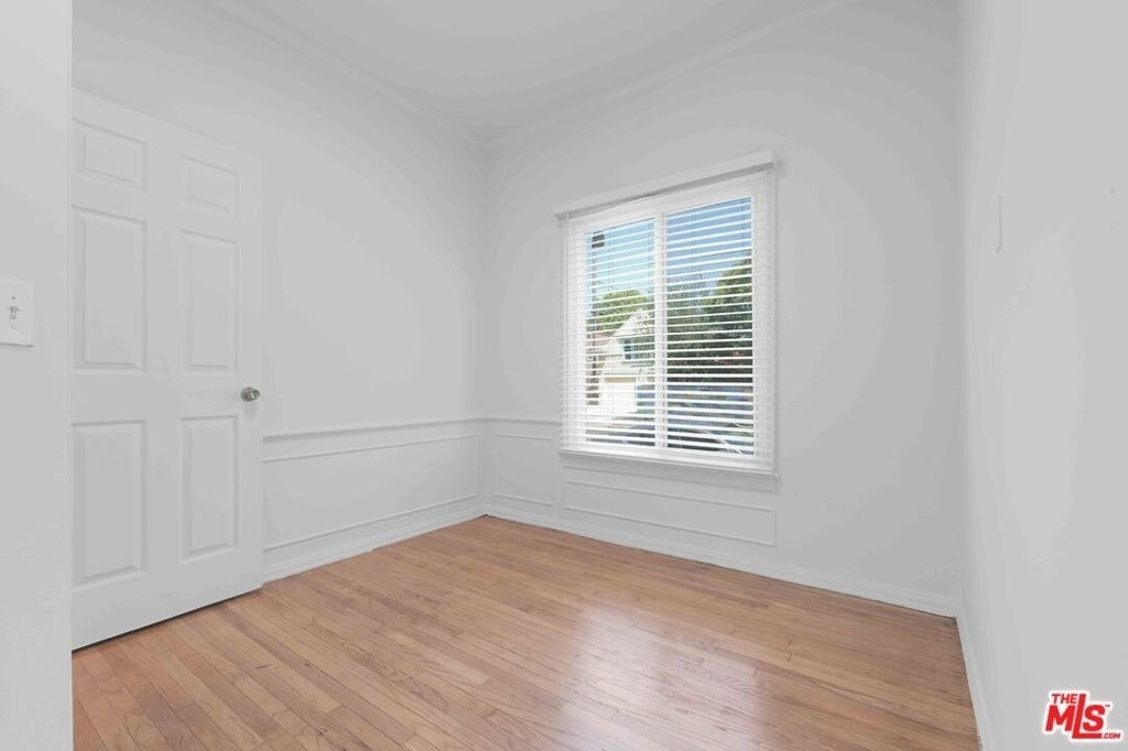 2452 W 18th - Photo 15