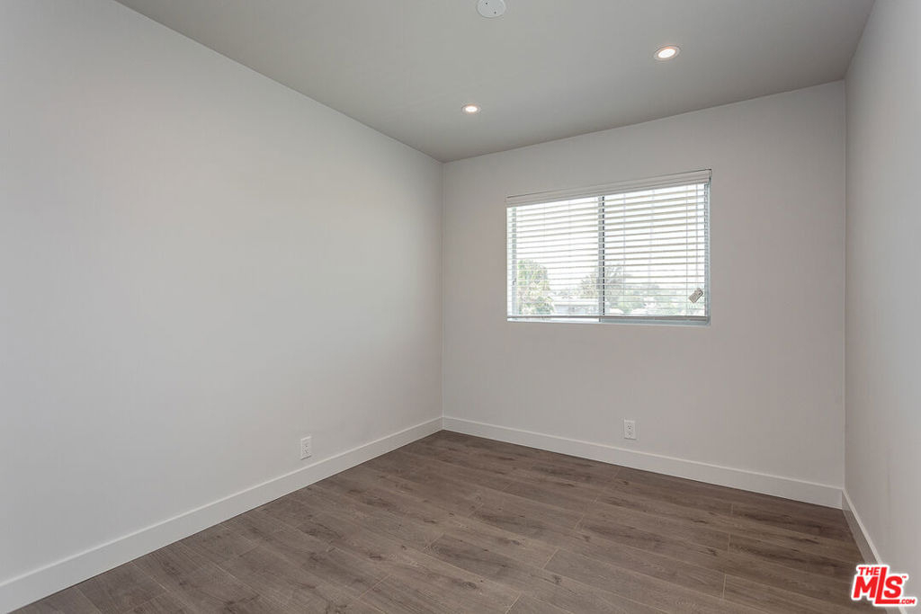 1541 Rockwood Street - Photo 4