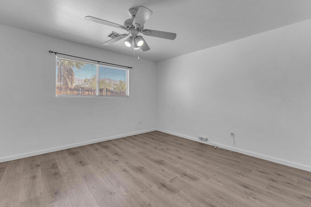 66300 6th Street - Photo 17