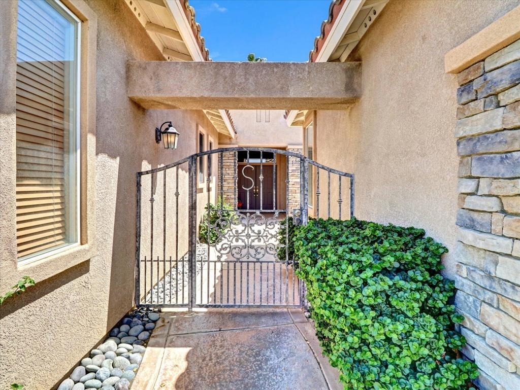 77573 Ashberry Court - Photo 2