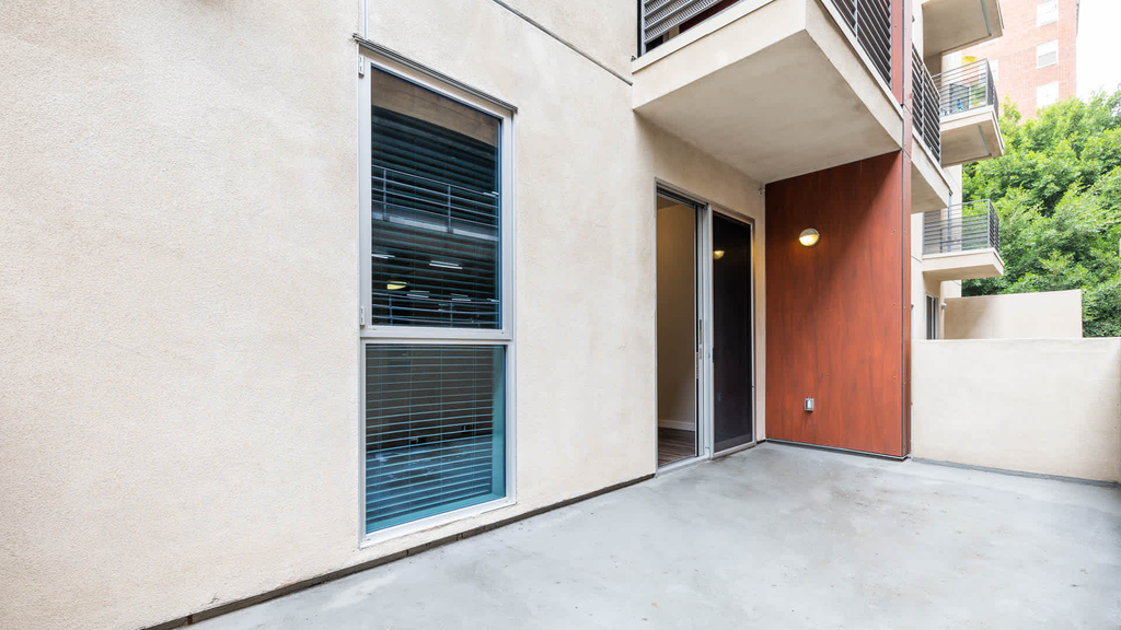 680 S Berendo St - Photo 13