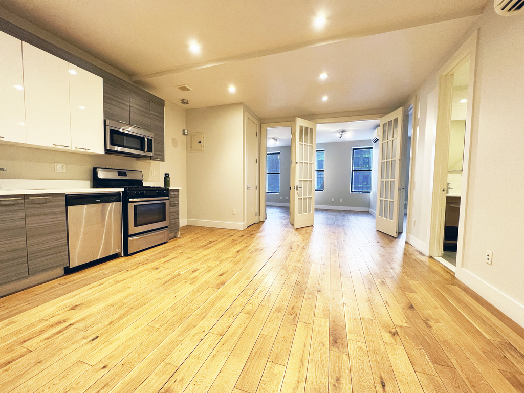 Saint Nicholas Avenue - Photo 1