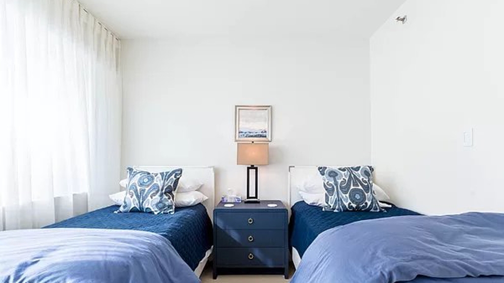 446 Kent Ave - Photo 6