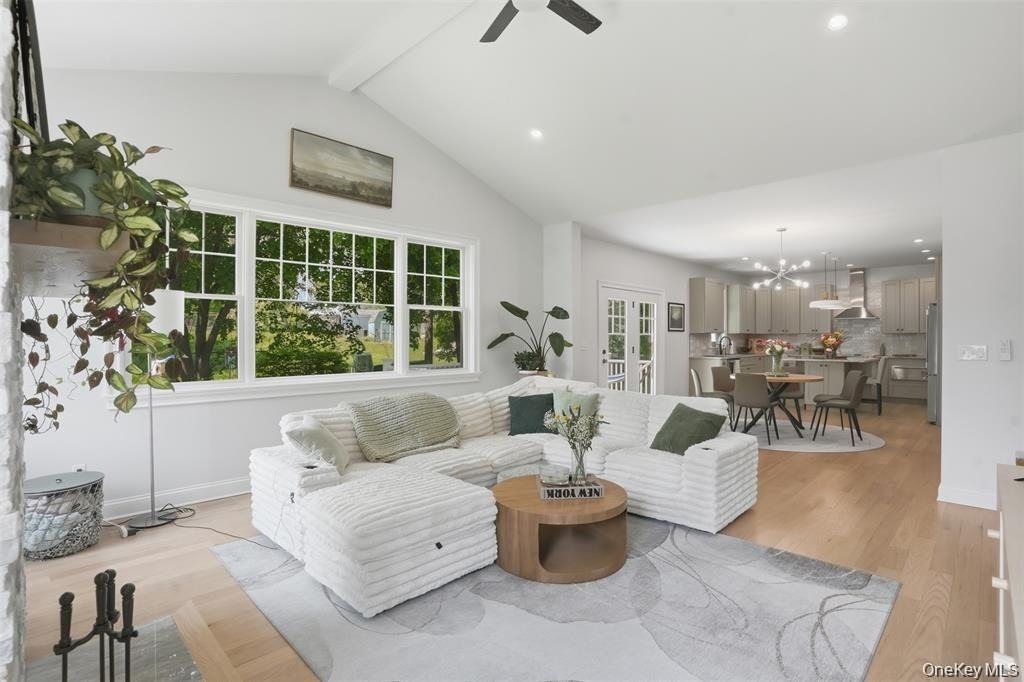 33 Howland Avenue - Photo 6