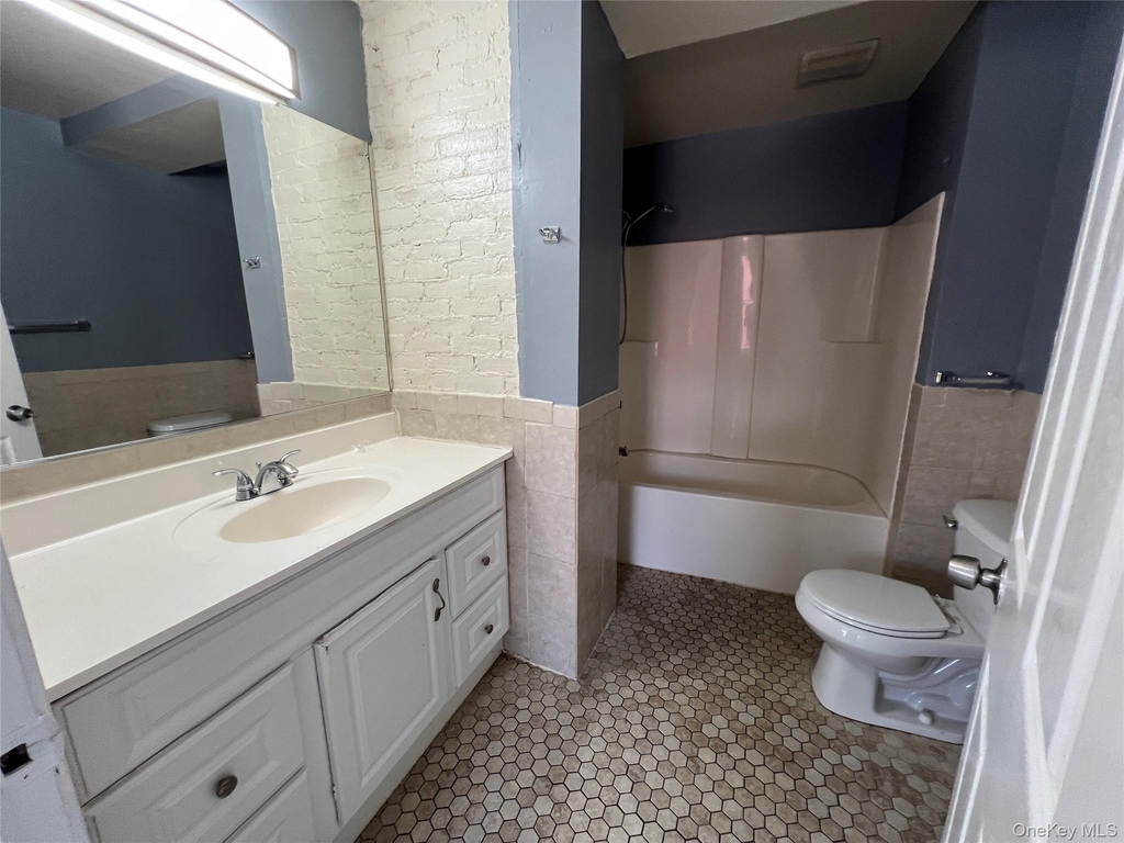 761 Main Street - Photo 4