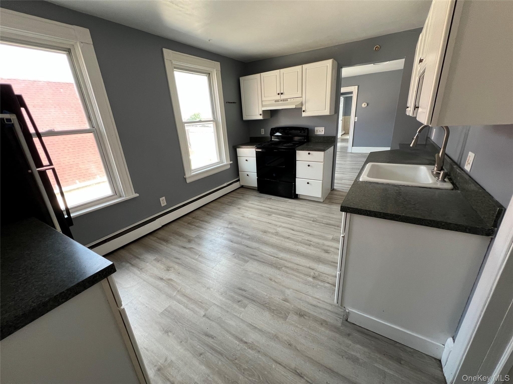761 Main Street - Photo 3