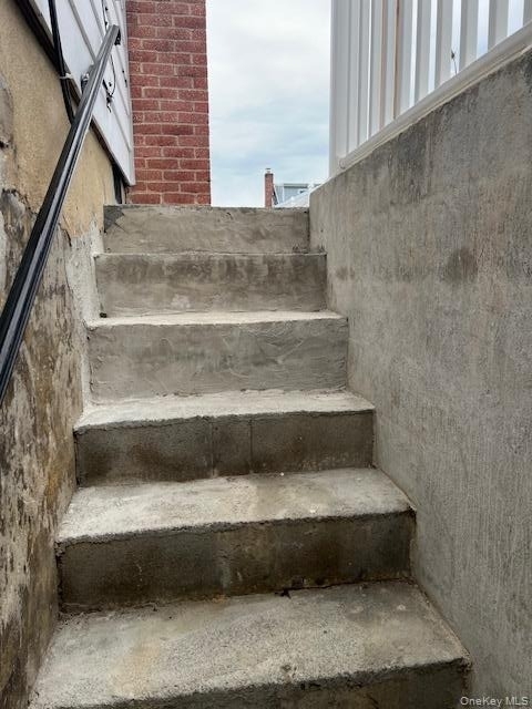 315 Cedar Court - Photo 1