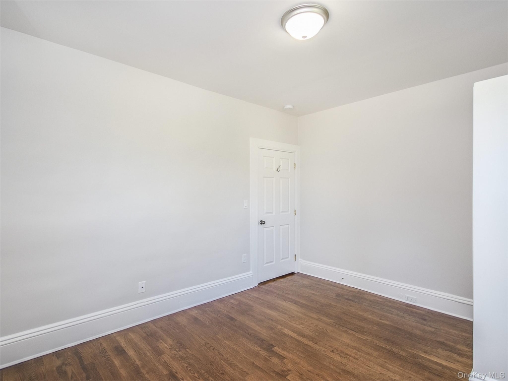 114 Sea Cliff Avenue - Photo 9