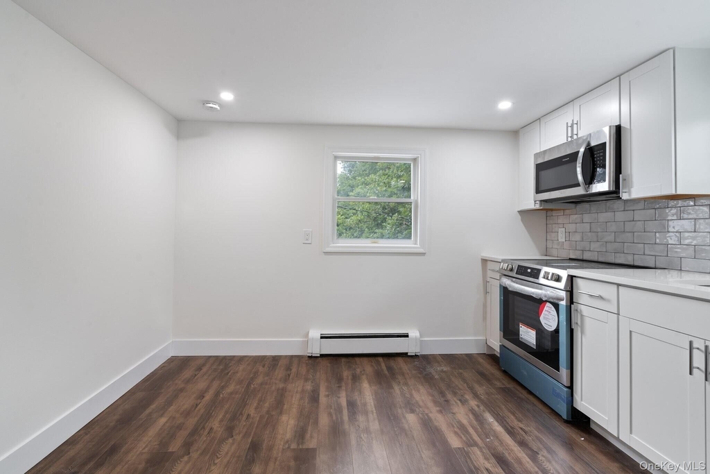 1228 Roanoke Avenue - Photo 1