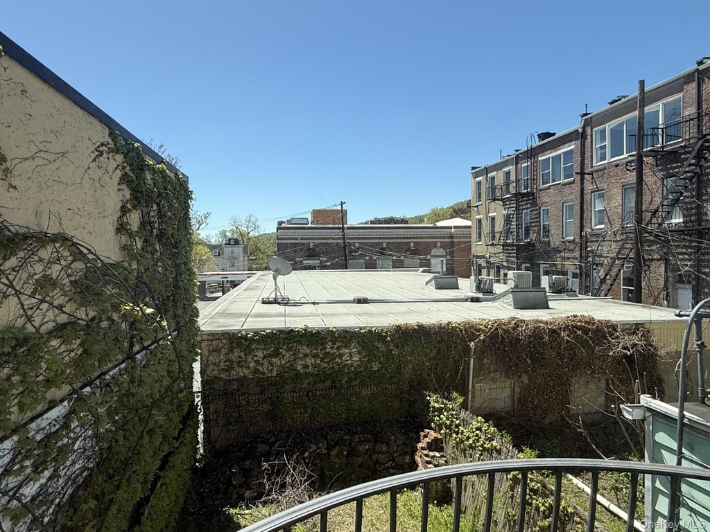 67 Main Street - Photo 6
