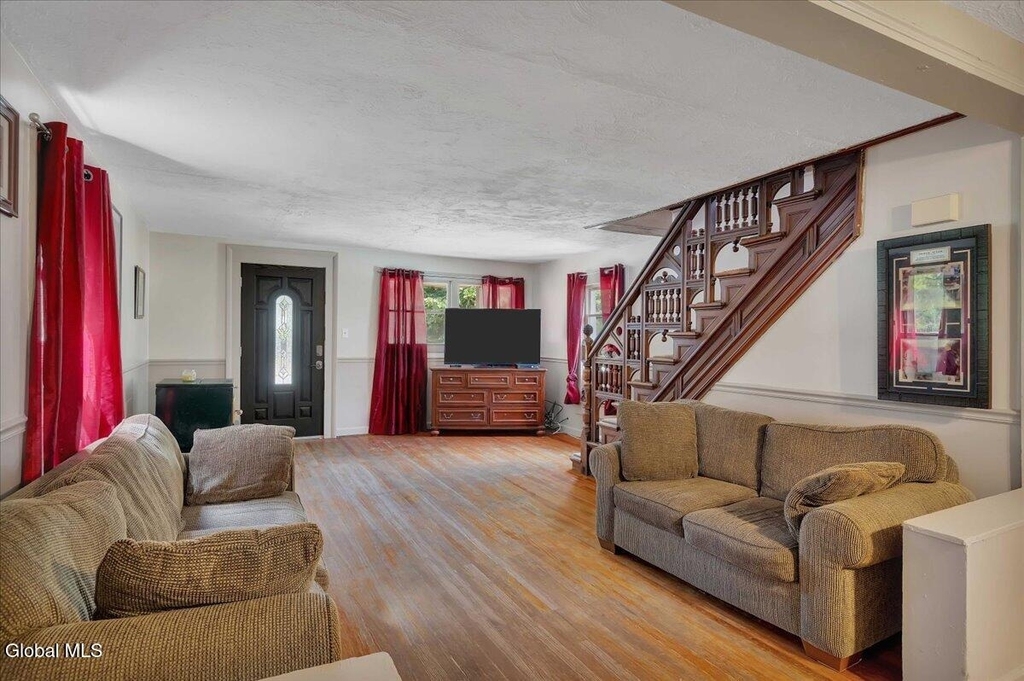 68 Marvin Street - Photo 8
