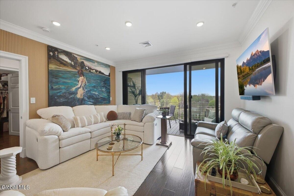 116 West Avenue - Photo 3