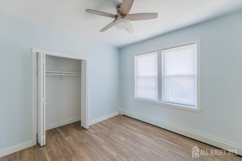 382 Summit Avenue - Photo 5