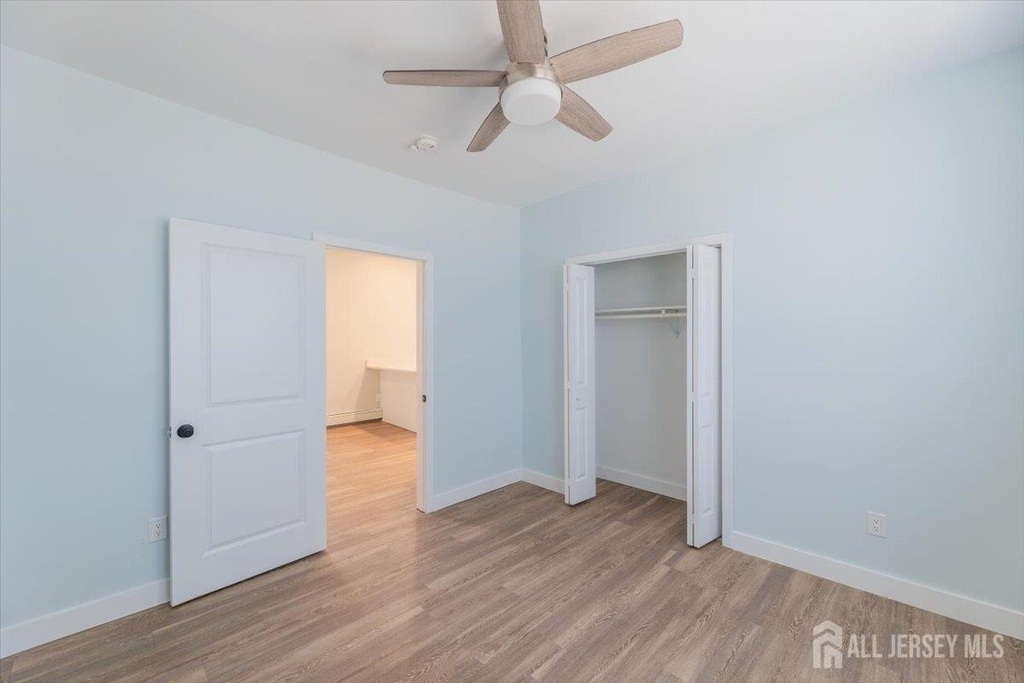 382 Summit Avenue - Photo 6