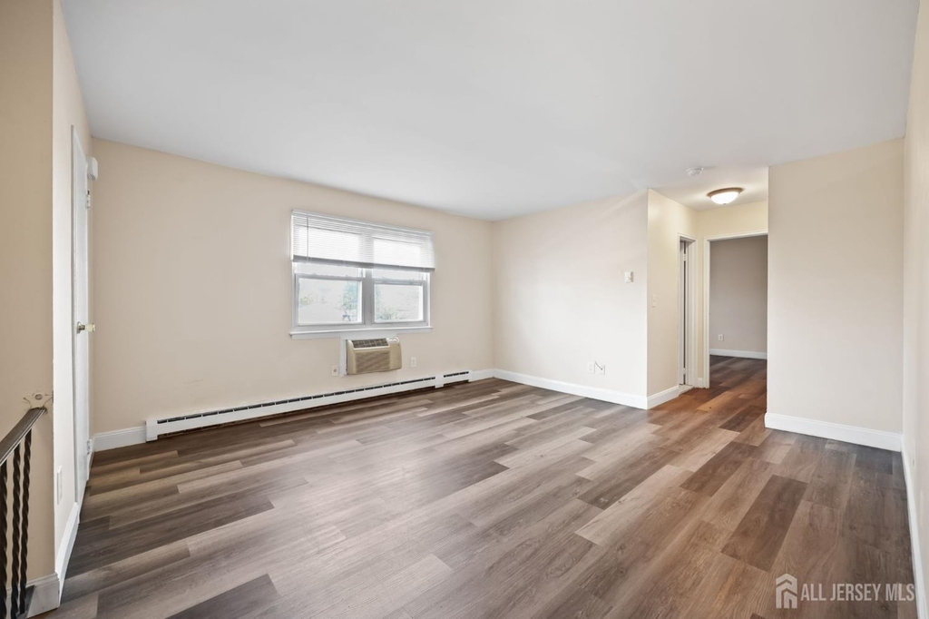 175 Buckelew Avenue - Photo 12