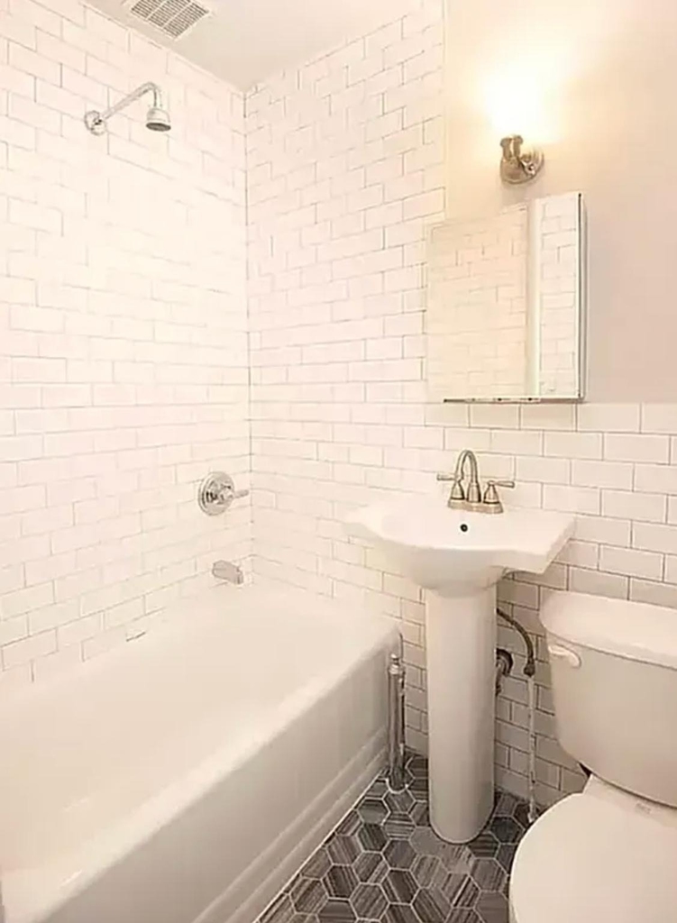 206 St Marks Avenue - Photo 5