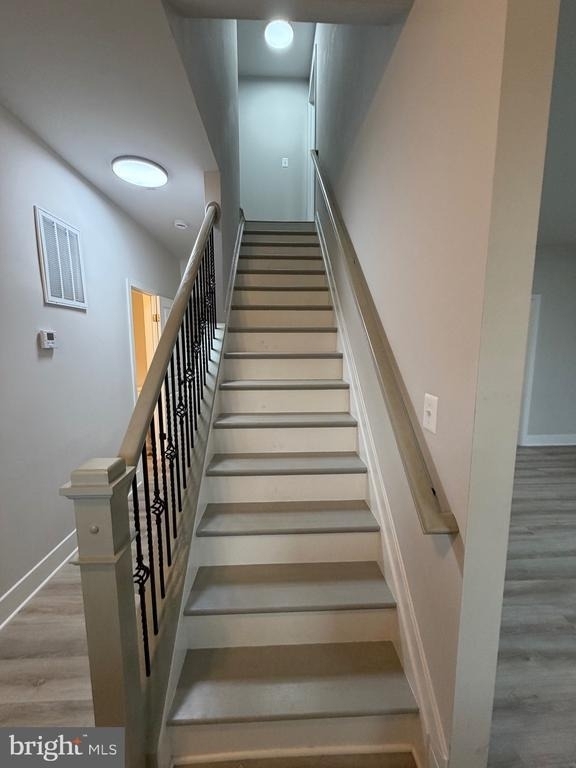 43 Lee Street - Photo 5