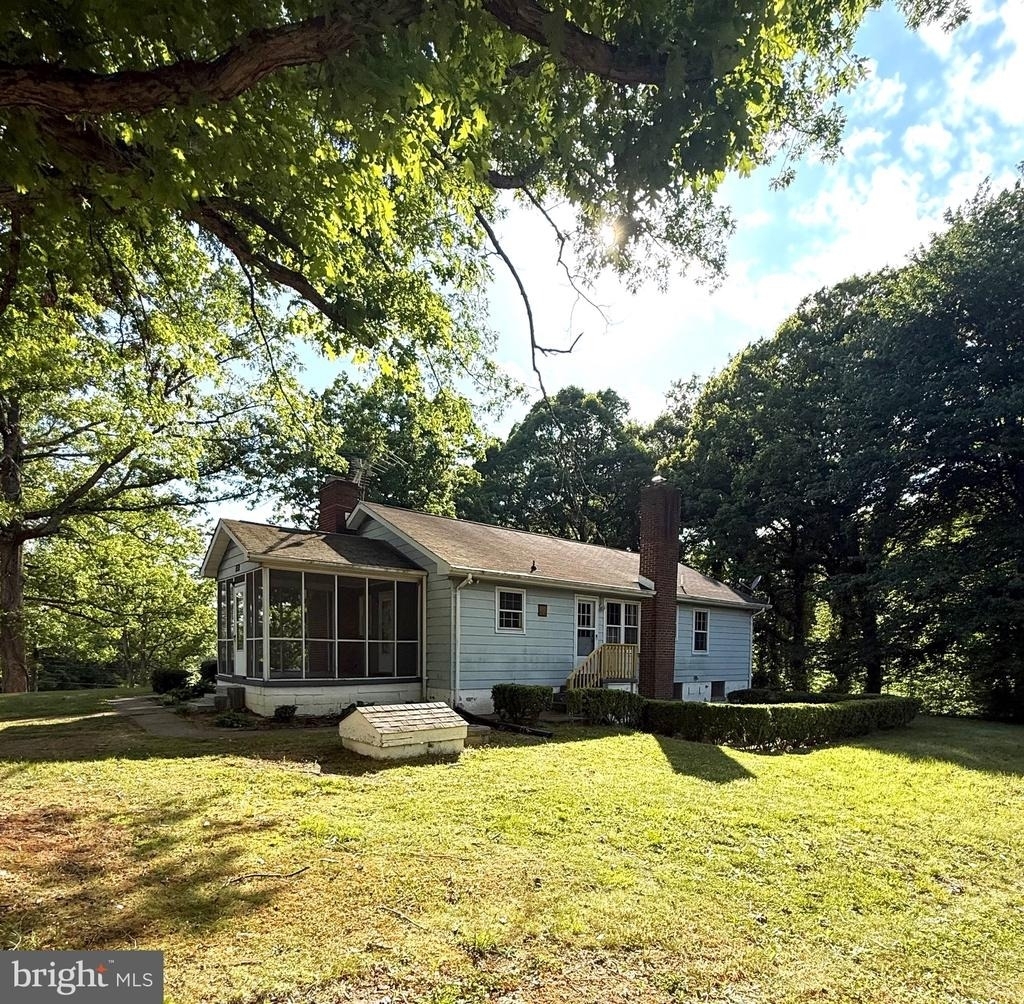 1523 Courthouse Road - Photo 1