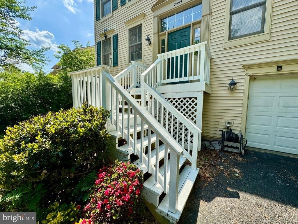 2455 Harpoon Drive - Photo 2