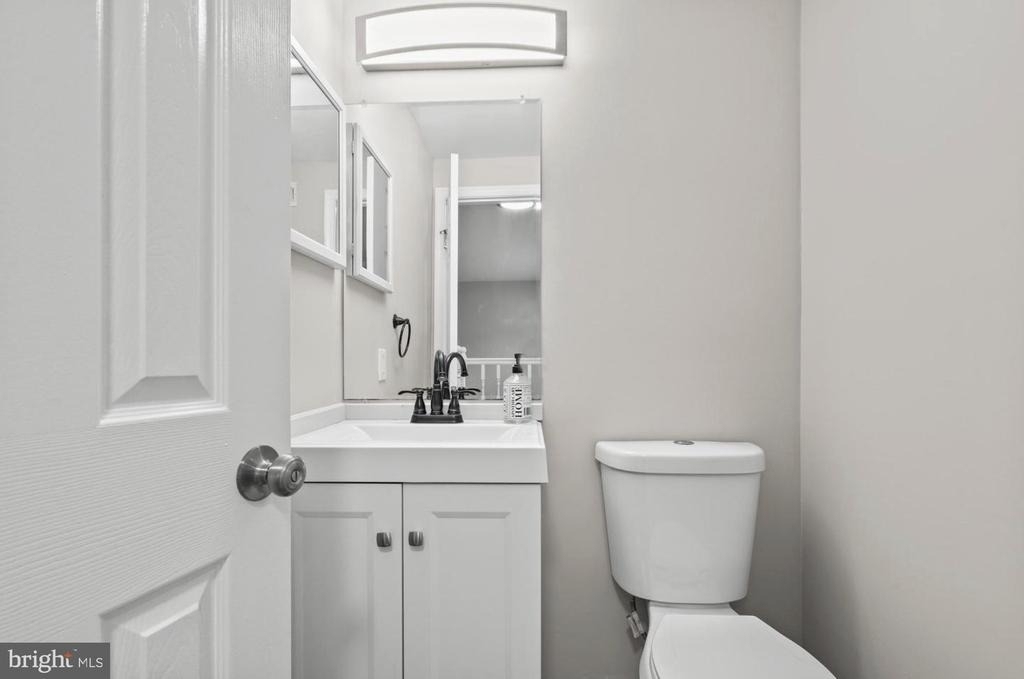 328 Moseby Court - Photo 6