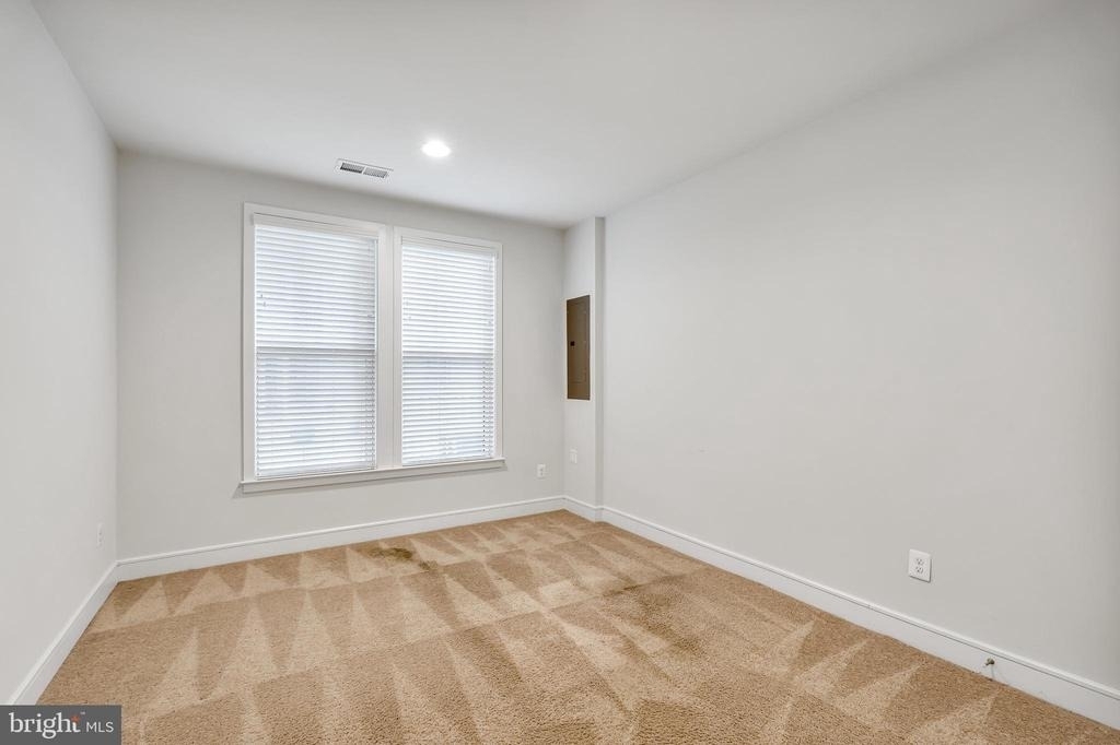 42281 Belgrave Gardens - Photo 13