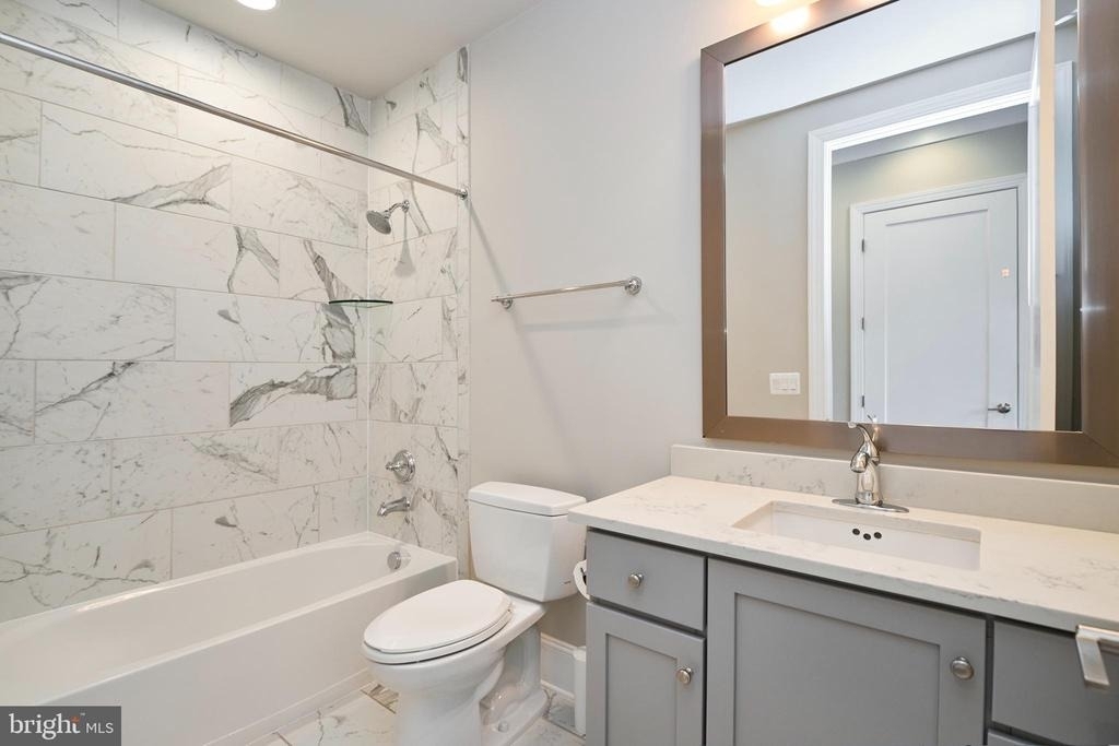 20442 Northpark Drive - Photo 6