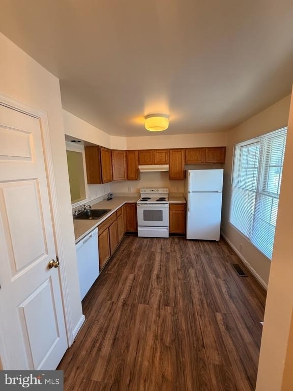 1169 Commercial Court - Photo 2