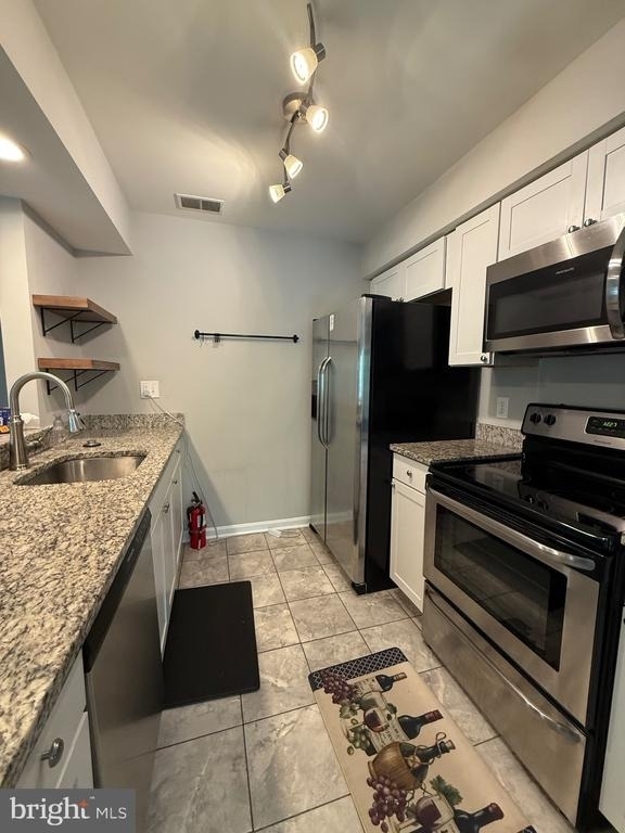 12359 Strong Court - Photo 4