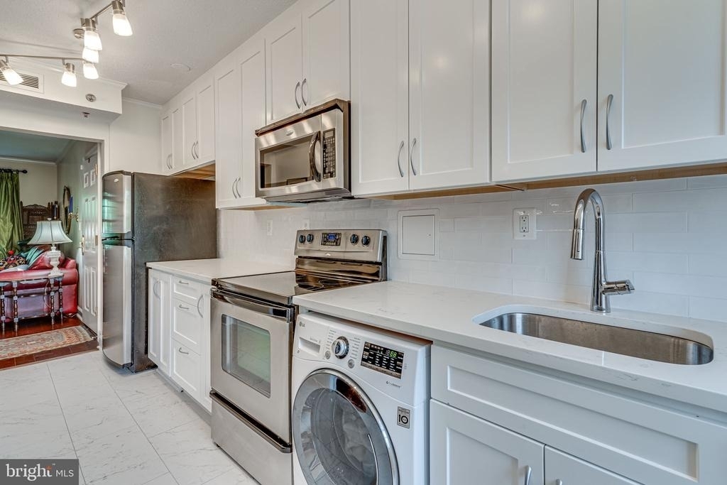 600 Bashford Lane - Photo 10