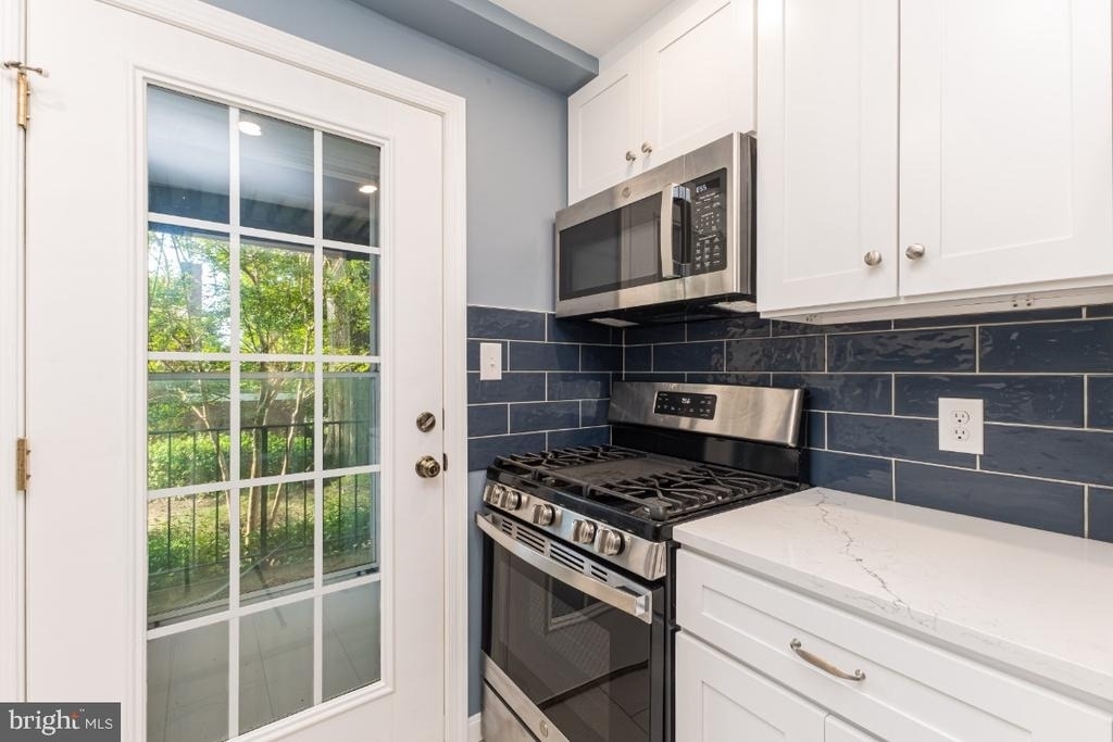 100 N George Mason Drive - Photo 14